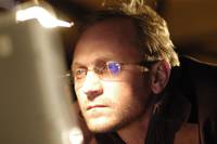 Кадр Одиночество в сети