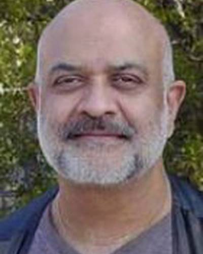 Уорис Хуссейн фото