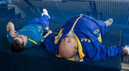 Кадр из фильма "Ирония любви" - 1