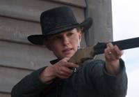 Кадр Джейн берет ружье