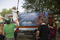 Кадр Придурки