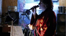 Кадр из фильма "Когда я был певцом" - 1