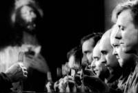 Кадр Институт Бенжамента или Эту мечту люди зовут человеческой жизнью