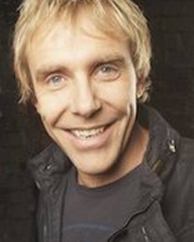 Уэйн Хоуп фото