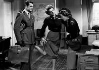 Кадр Солдат в юбке