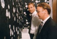 Кадр В компании мужчин