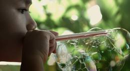 Кадр из фильма "Би, не бойся!" - 2