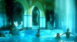 Кадр из фильма "Бассейн" - 1