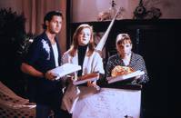 Кадр Один среди женщин