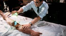 Кадр из фильма "Невеста реаниматора" - 2