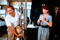 Кадр André schafft sie alle