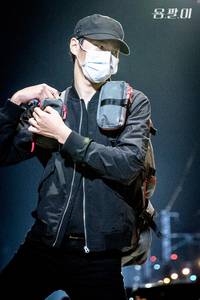 Кадр Ён Паль: Подпольный доктор