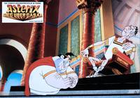 Кадр Астерикс против Цезаря