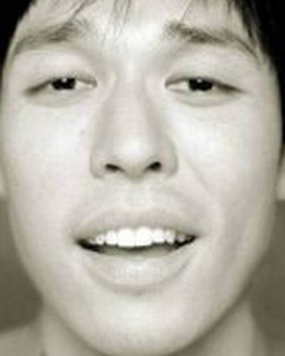 Сенг-Джин Ли фото