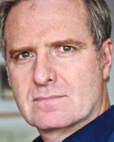 Ивон Бэк фото