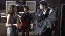 Кадр из фильма "Семейка вампиров" - 2