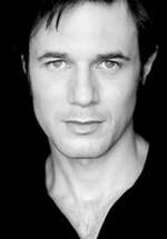 Паскаль Лангдэйл фото