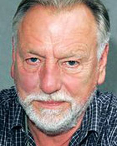 Кеннет Крэнэм фото