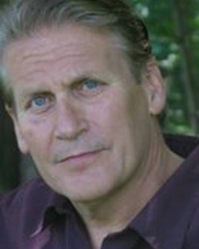 Томас Олсон фото