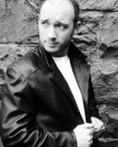 Дилан Джонс фото