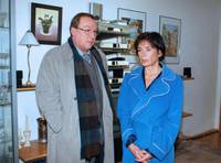 Кадр Телефон полиции – 110