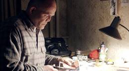 Кадр из фильма "Рисующий кровью" - 1