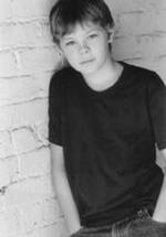 Мики Тофт фото