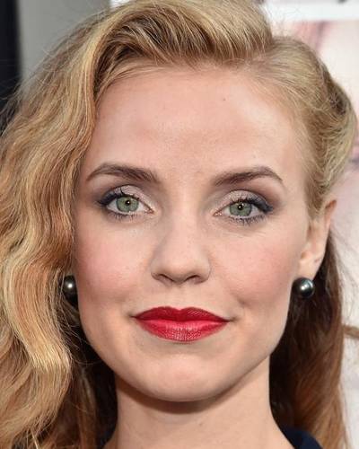 Келли Гарнер фото