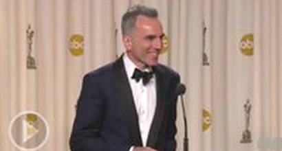 Общение Дэниэла Дэй-Льюиса с прессой после победы