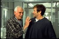 Кадр Целитель Адамс