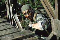 Кадр За линией огня