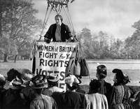 Кадр Добрые сердца и короны