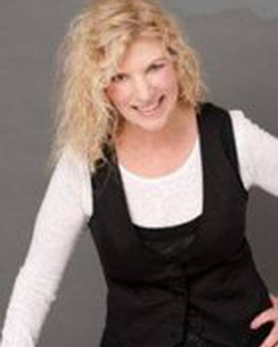 Илэйн Коррал Кендалл фото