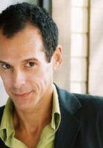 Т. Райдер Смит фото