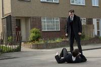 Кадр Стать Джоном Ленноном