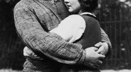 Кадр из фильма "Мужчина у дороги" - 2