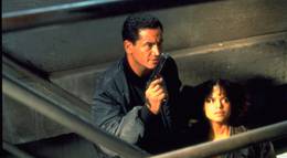 Кадр из фильма "Не называй меня малышкой" - 1