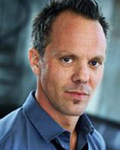 Кристофер Иллинг фото