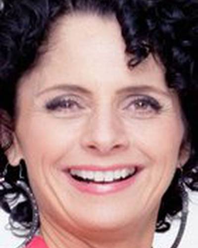 Надя Хаснауи фото