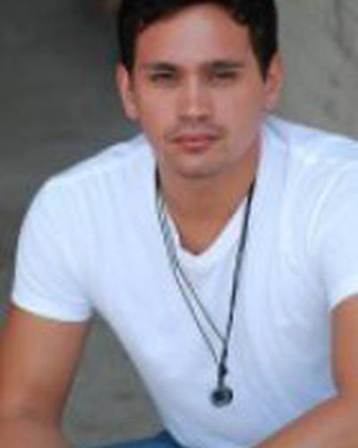 Оуэн Алабадо фото