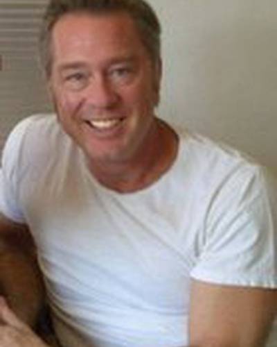 Тодд Хьюз фото