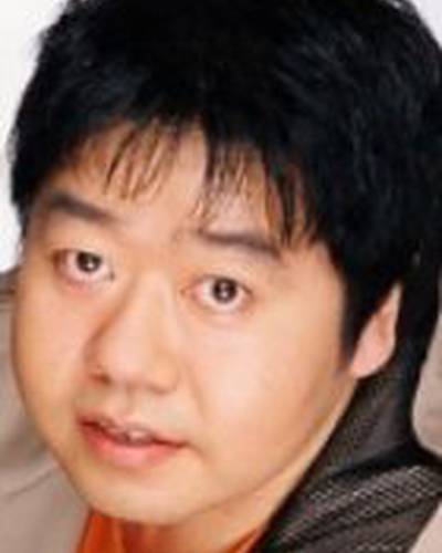 Ясухико Кавазу фото