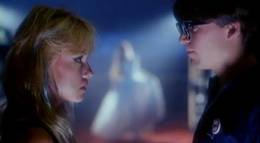 Кадр из фильма "Студентки в кегельбане беса" - 1