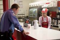 Кадр Типа крутой охранник