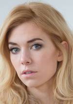 Ванесса Кирби фото