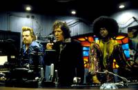 Кадр Таинственные люди