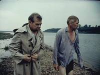 Кадр Не стреляйте в белых лебедей