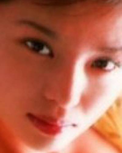 Аки Кавамура фото