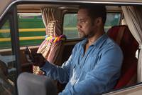 Кадр Мачете убивает