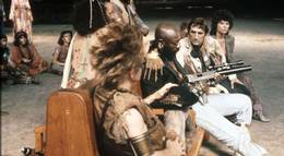 Кадр из фильма "Побег из Нью-Йорка" - 1